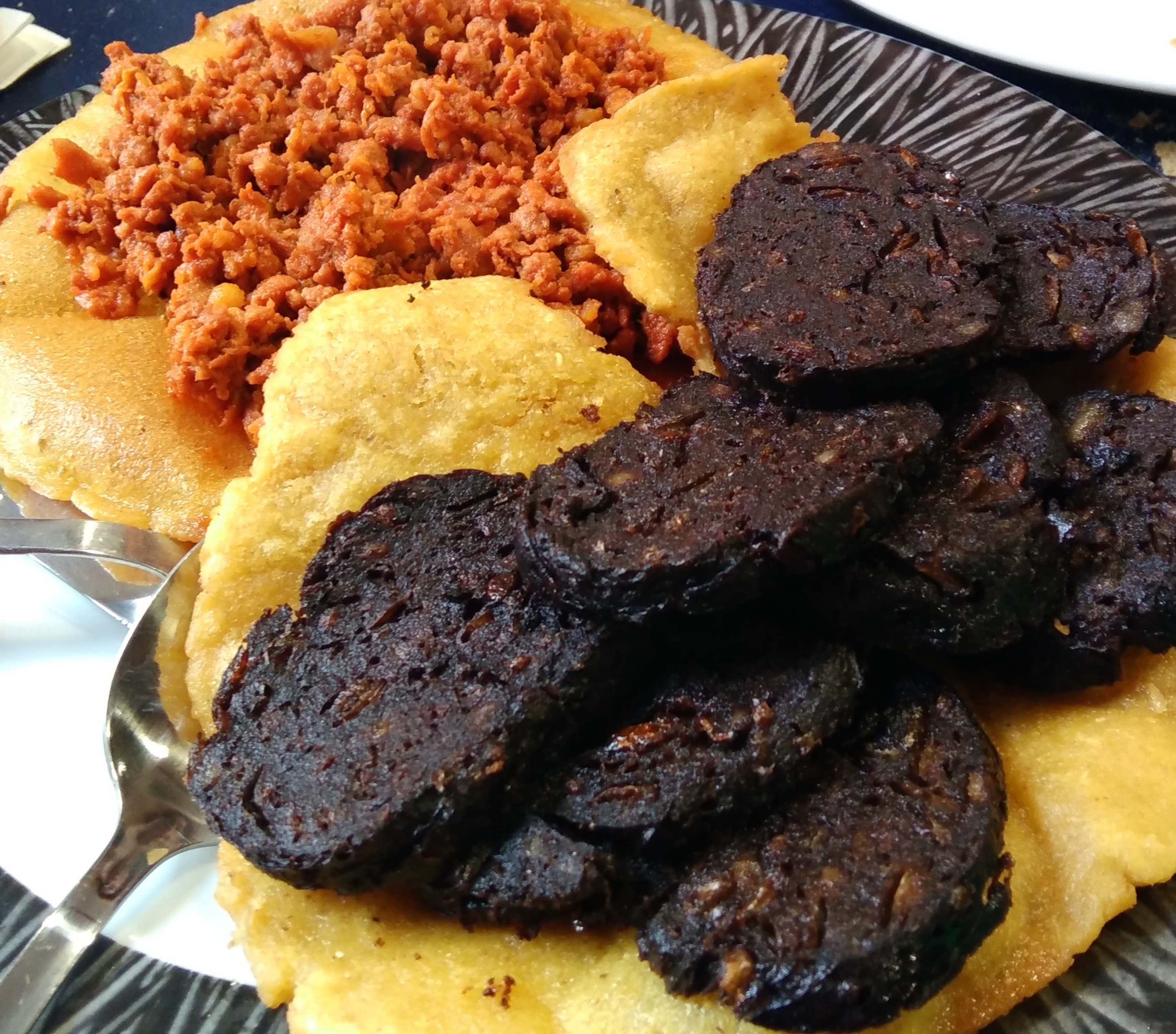 Carnes, embutidos y sabores de siempre