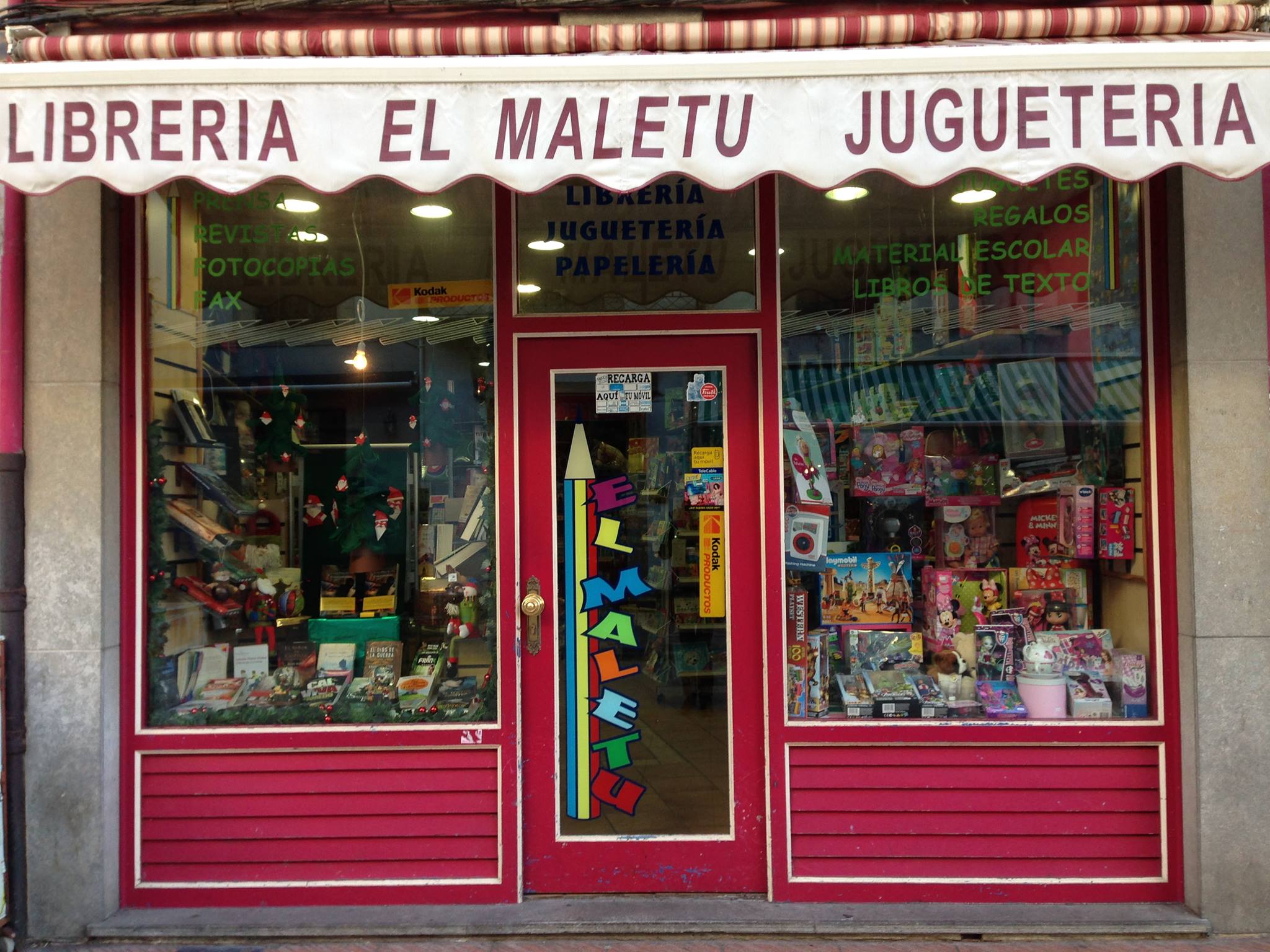 Librería El Maletu, fachada