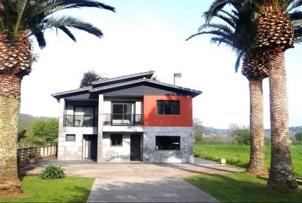 Vivienda vacacional La Casa de la Ría fachada